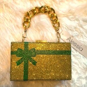 Brand New Alessia Crystal Clutch Chain Purse Gold Christmas Gift w/ Green Bow